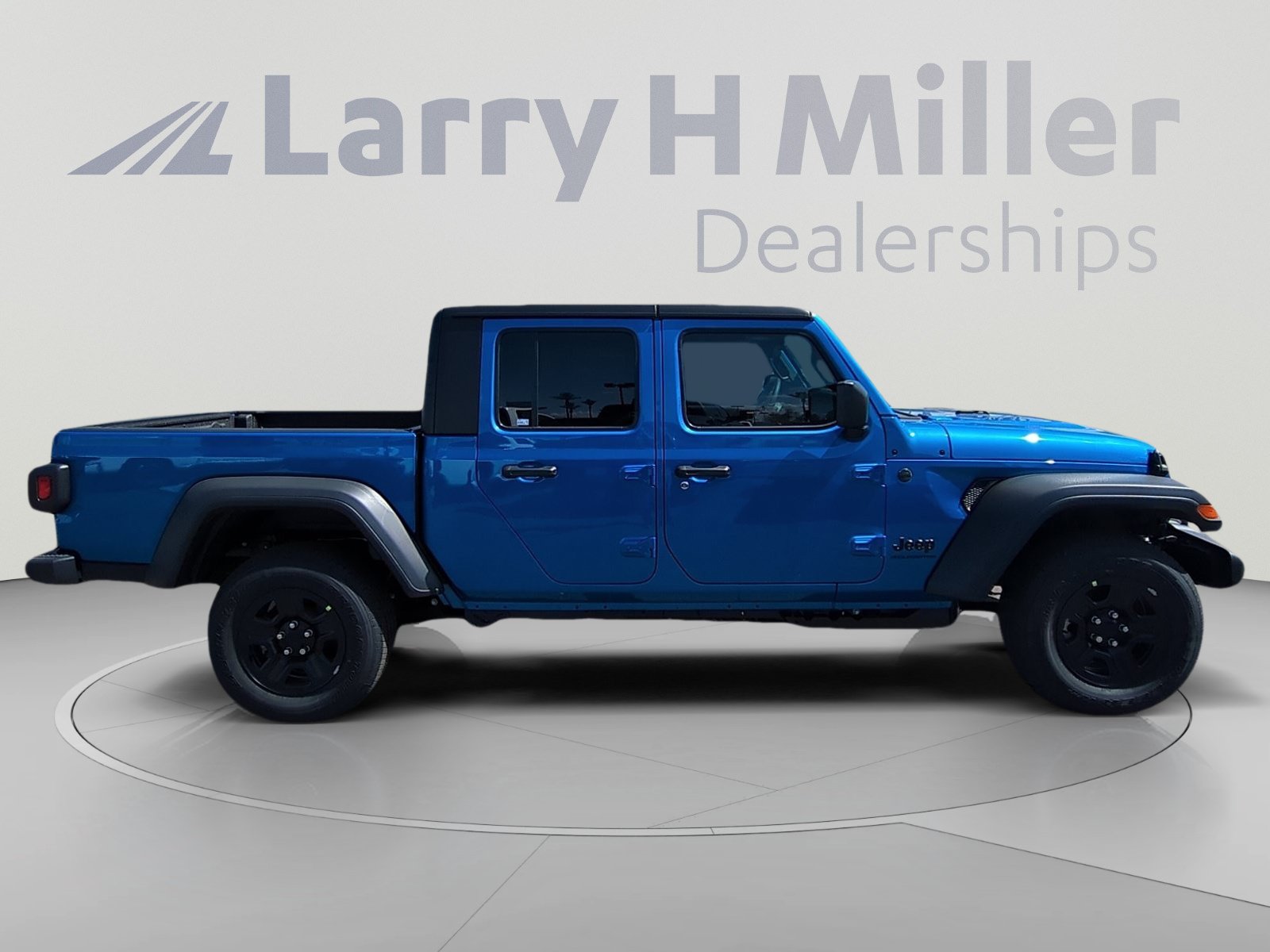 New 2026 Jeep Gladiator Sport AWD/4WD image 6