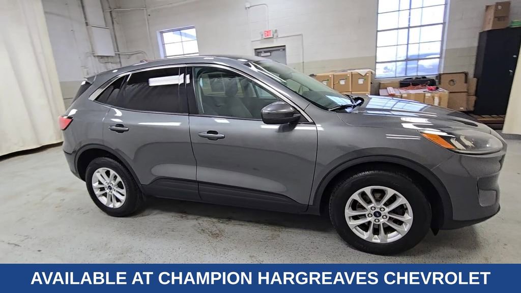 Used 2021 Ford Escape SE w/ Convenience Package image 2