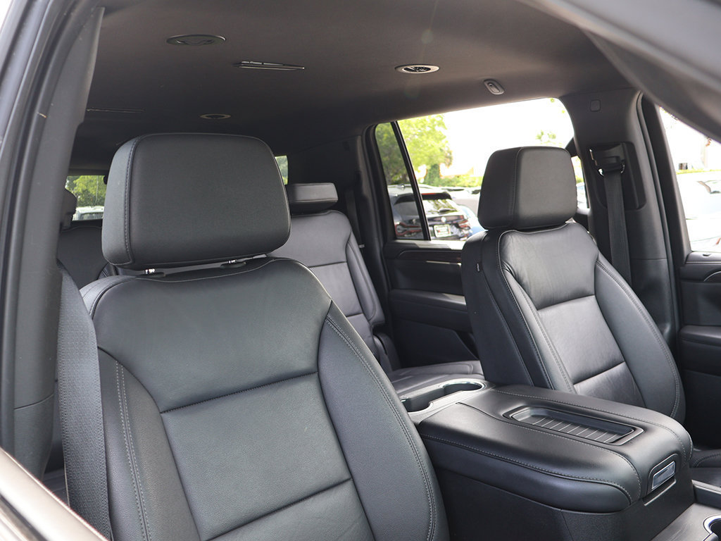 Used 2024 Chevrolet Suburban LT AWD/4WD image 33
