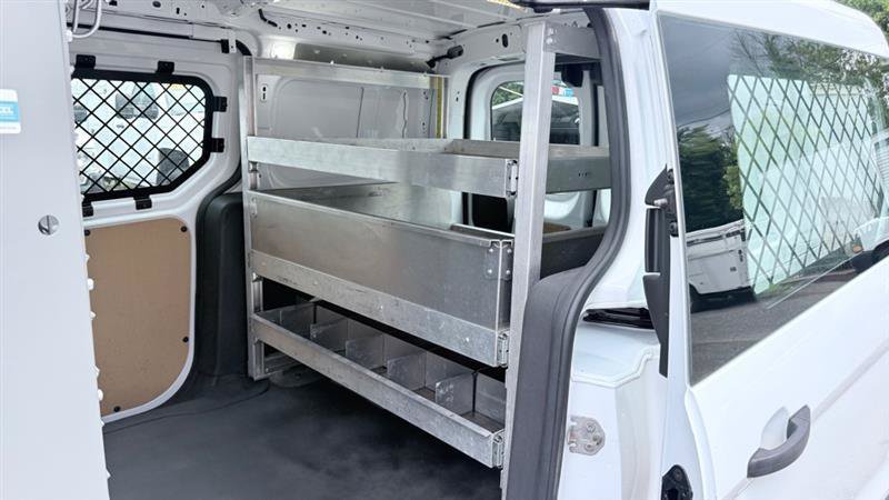 Used 2018 Ford Transit Connect XL FWD image 16