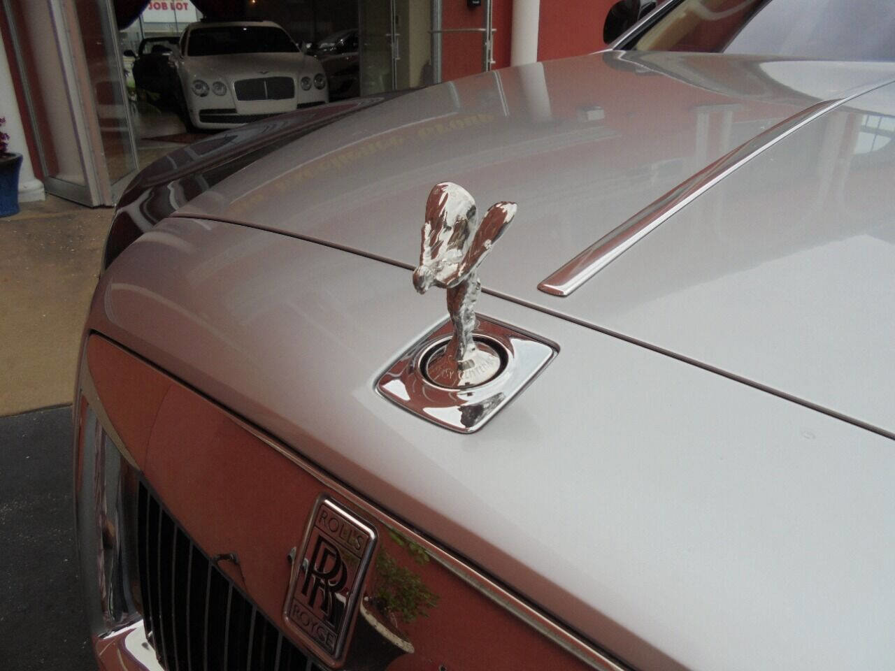 Used 2011 Rolls-Royce Ghost image 52