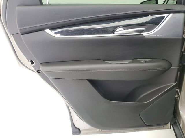 Used 2023 Cadillac XT5 Premium Luxury w/ Technology Package image 16