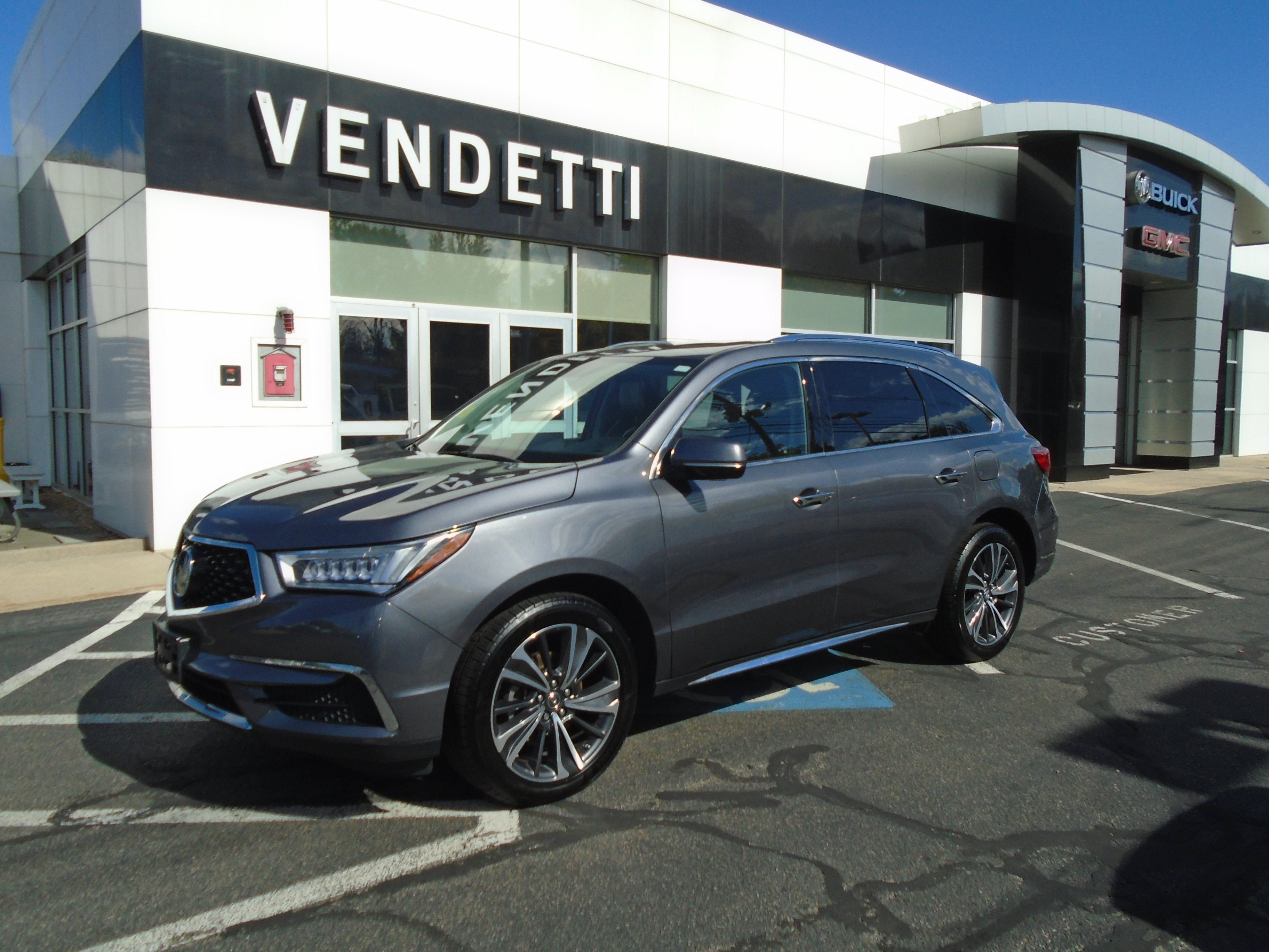 Used 2020 Acura MDX w/ Technology Package AWD/4WD image 3
