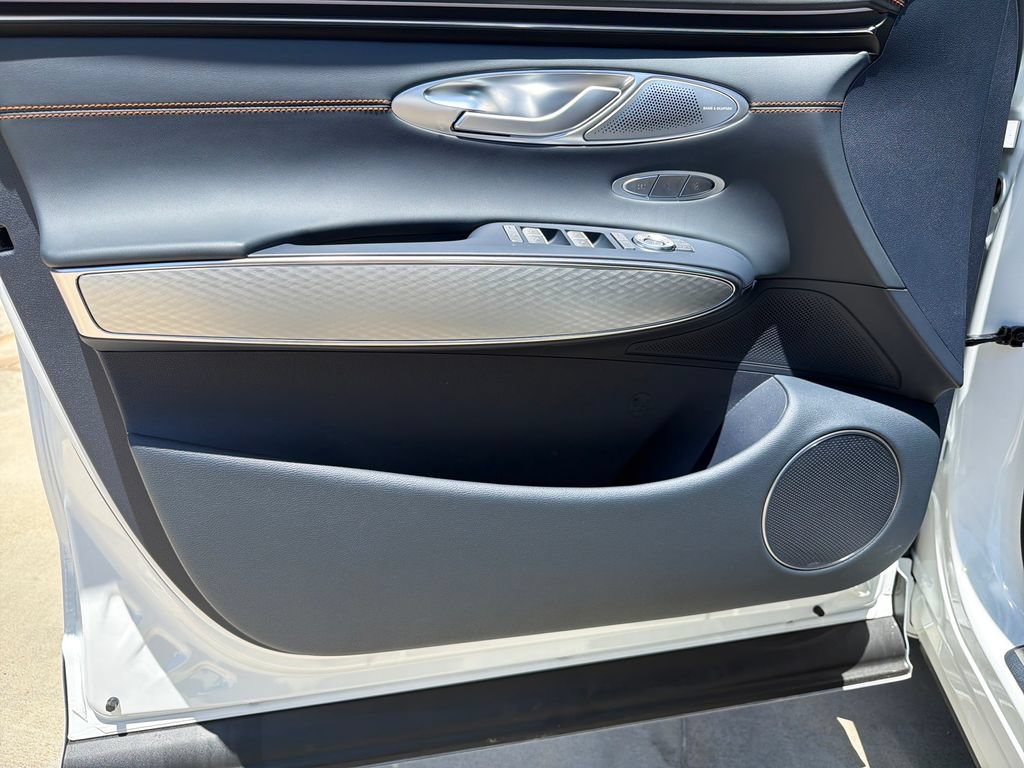 New 2026 Genesis GV70 2.5T Sport Prestige AWD/4WD image 10