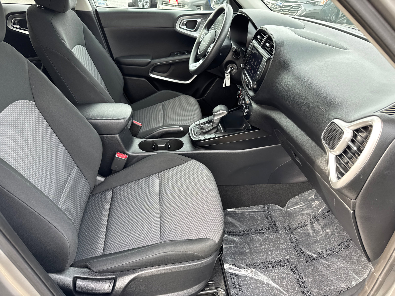 Used 2023 Kia Soul LX w/ Option Group 015 image 16