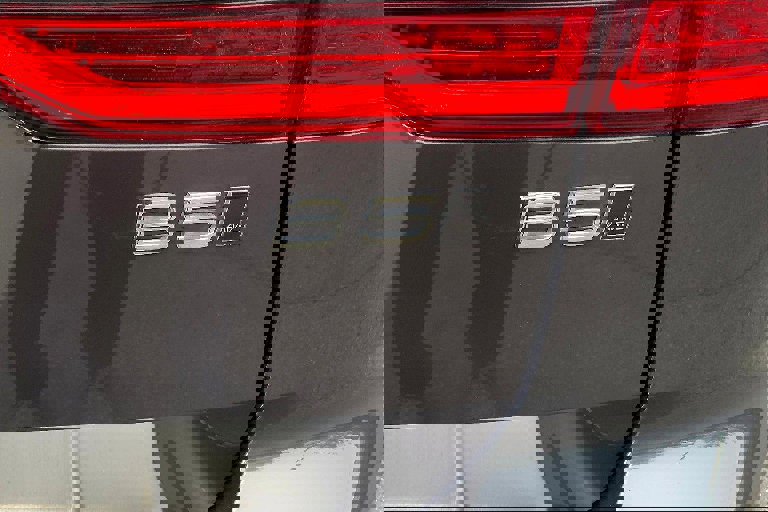 Used 2022 Volvo XC60 B5 Momentum w/ Climate Package image 16