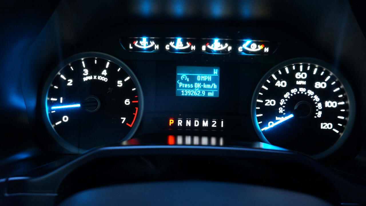 Used 2016 Ford F150 XLT image 16