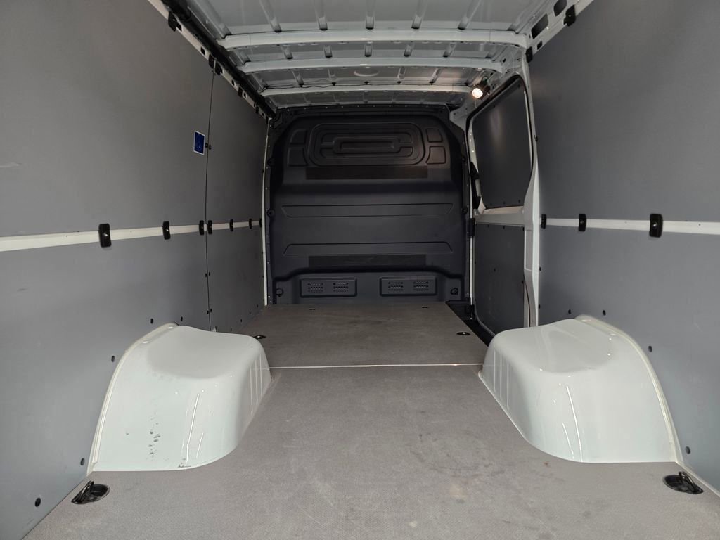 Used 2024 Mercedes-Benz Sprinter 3500 w/ Parking Package image 34