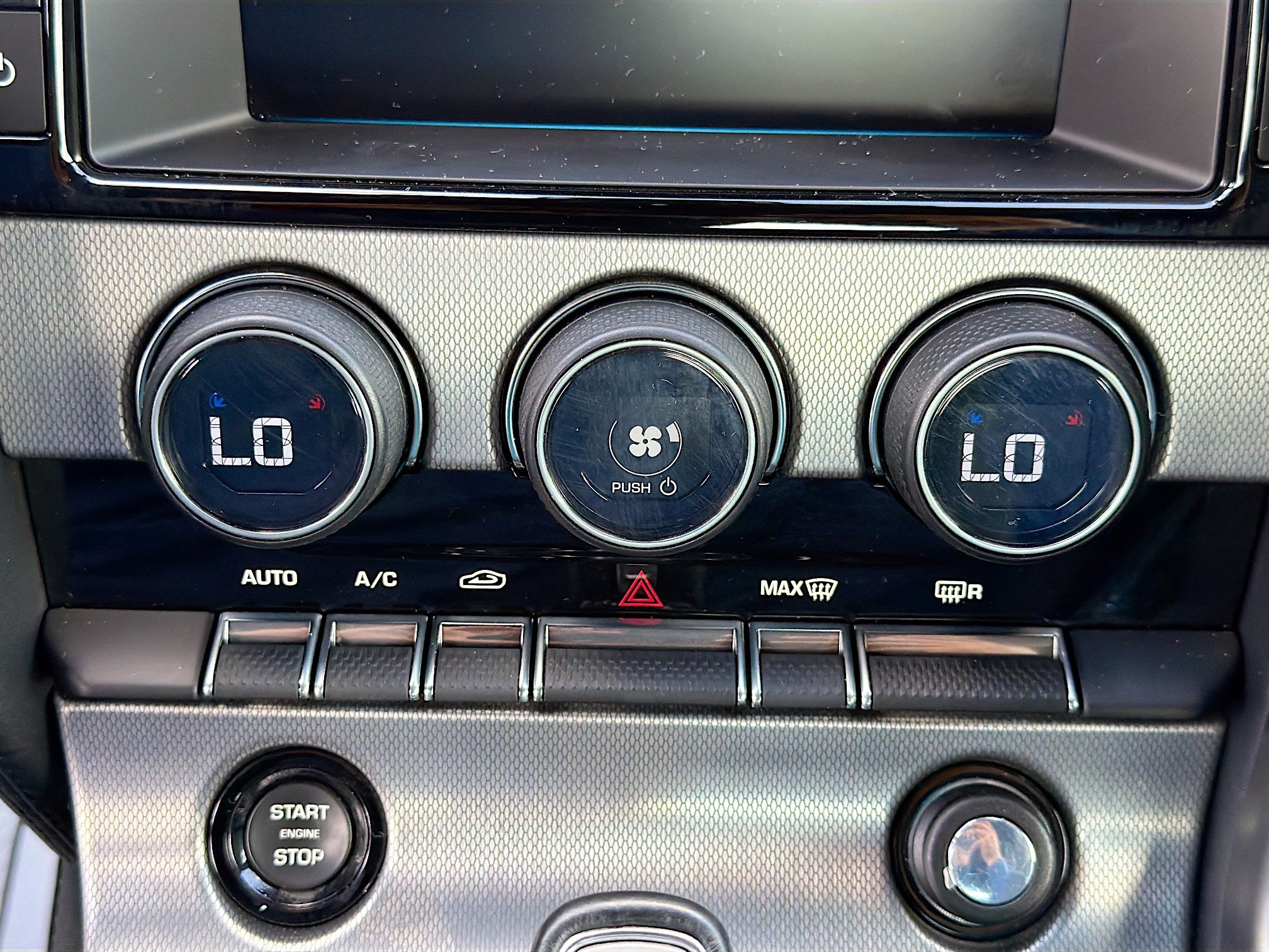 Used 2017 Jaguar F-TYPE Coupe image 30