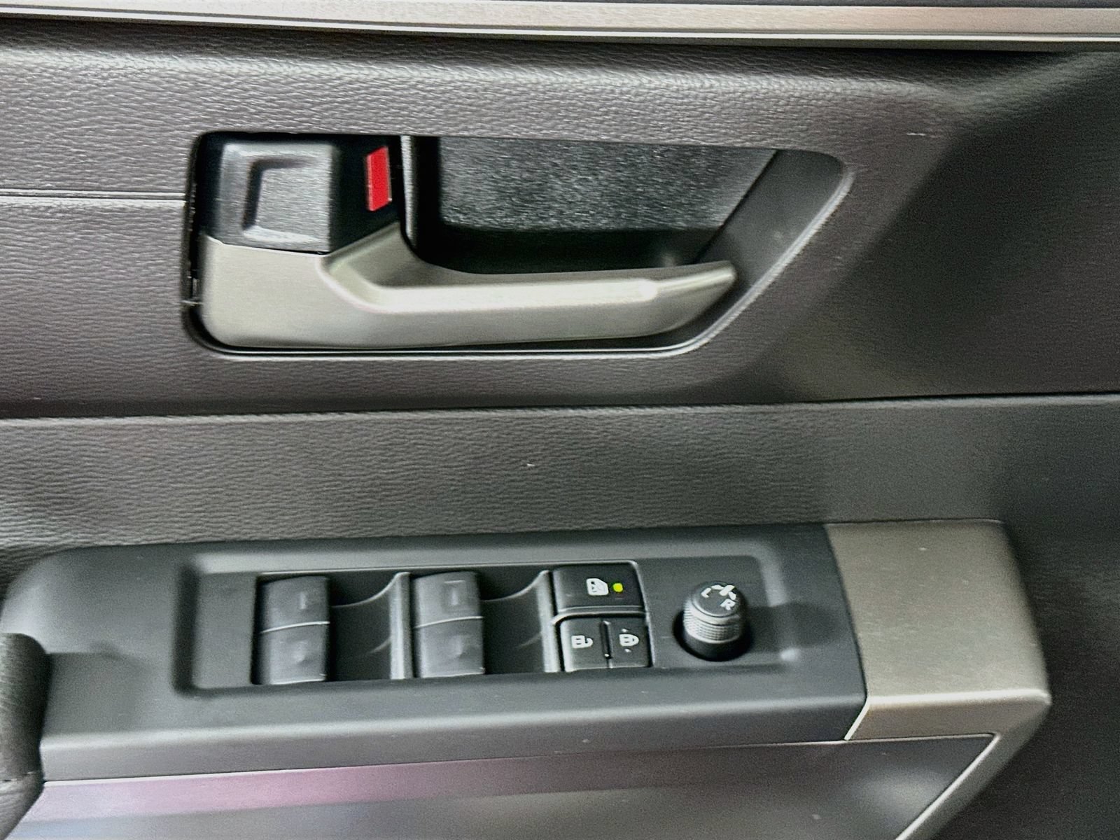 New 2026 Toyota Tundra SR5 AWD/4WD image 18