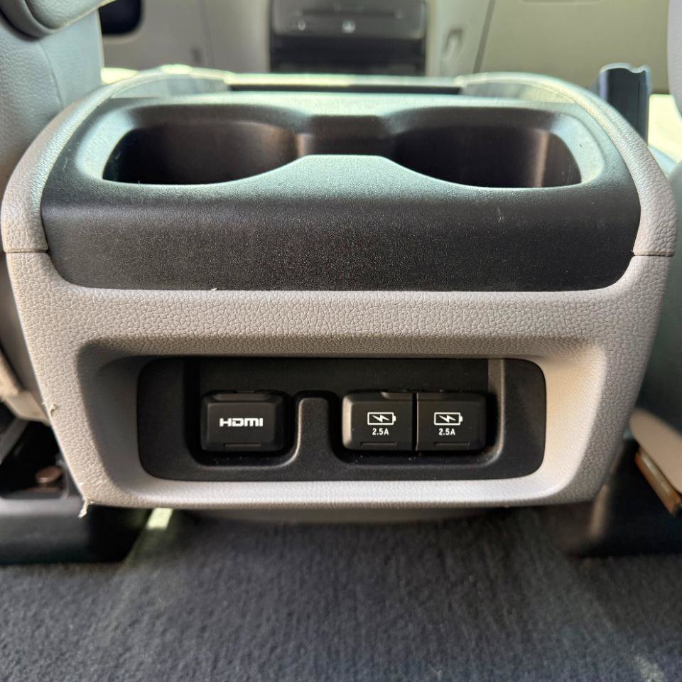 Used 2018 Honda Odyssey Elite image 32