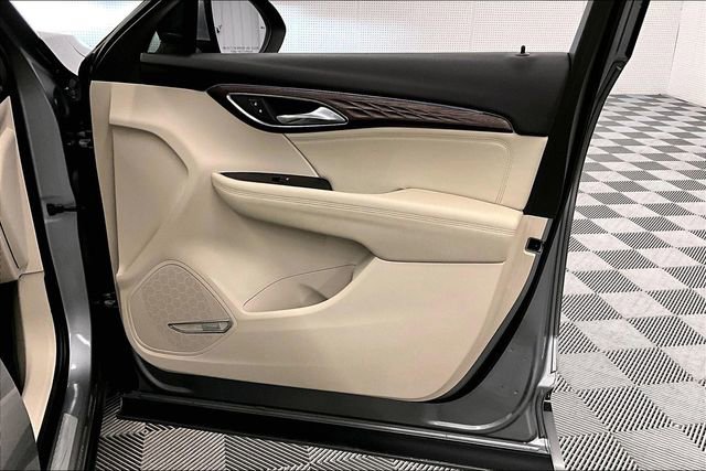 Used 2023 Buick Envision Avenir image 20