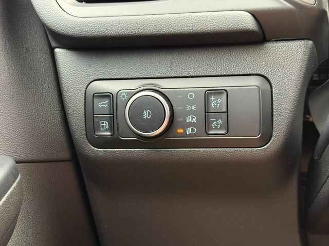 Used 2024 Ford Escape SE FWD image 39