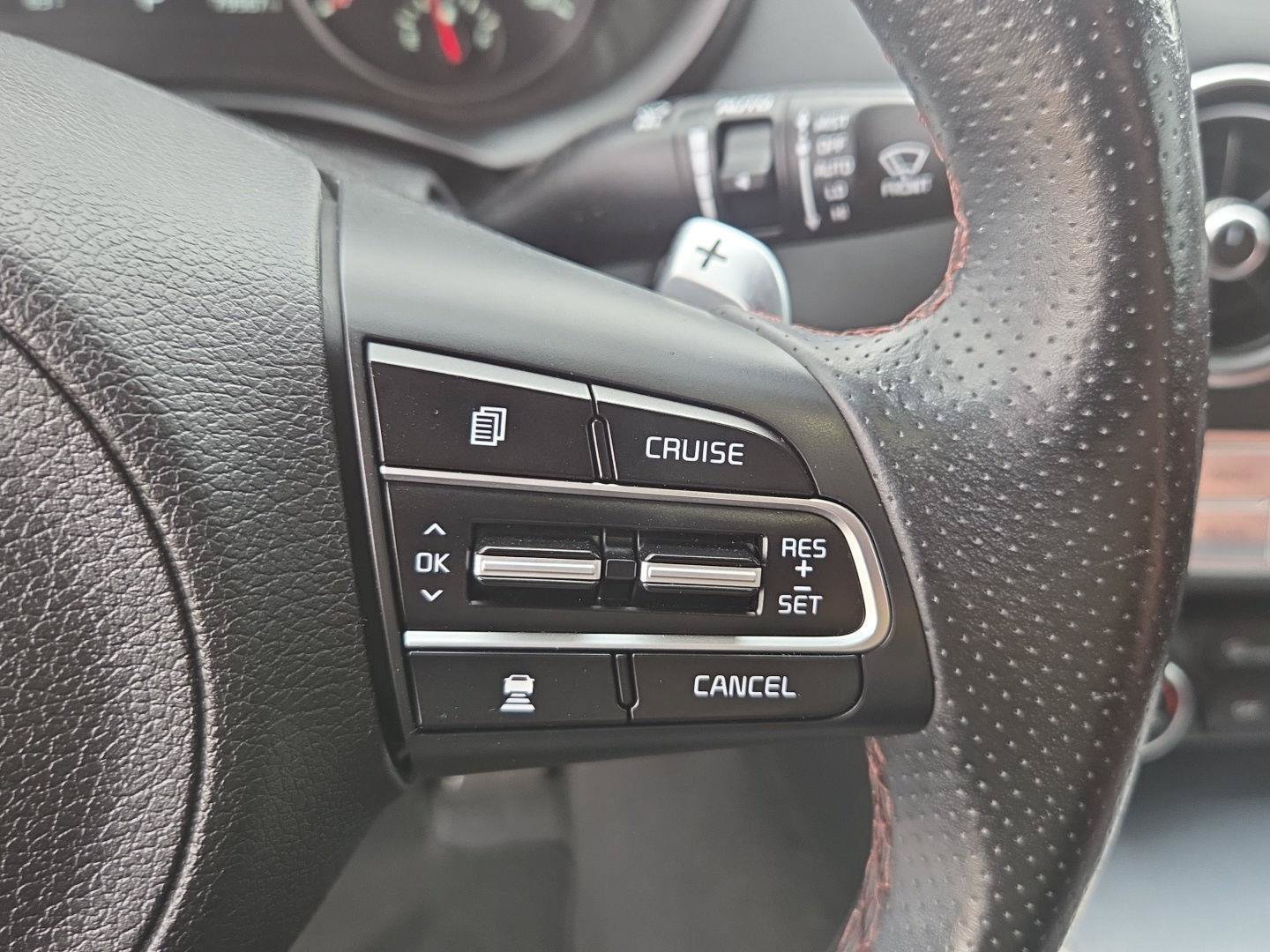 Used 2021 Kia Stinger GT1 AWD/4WD image 25