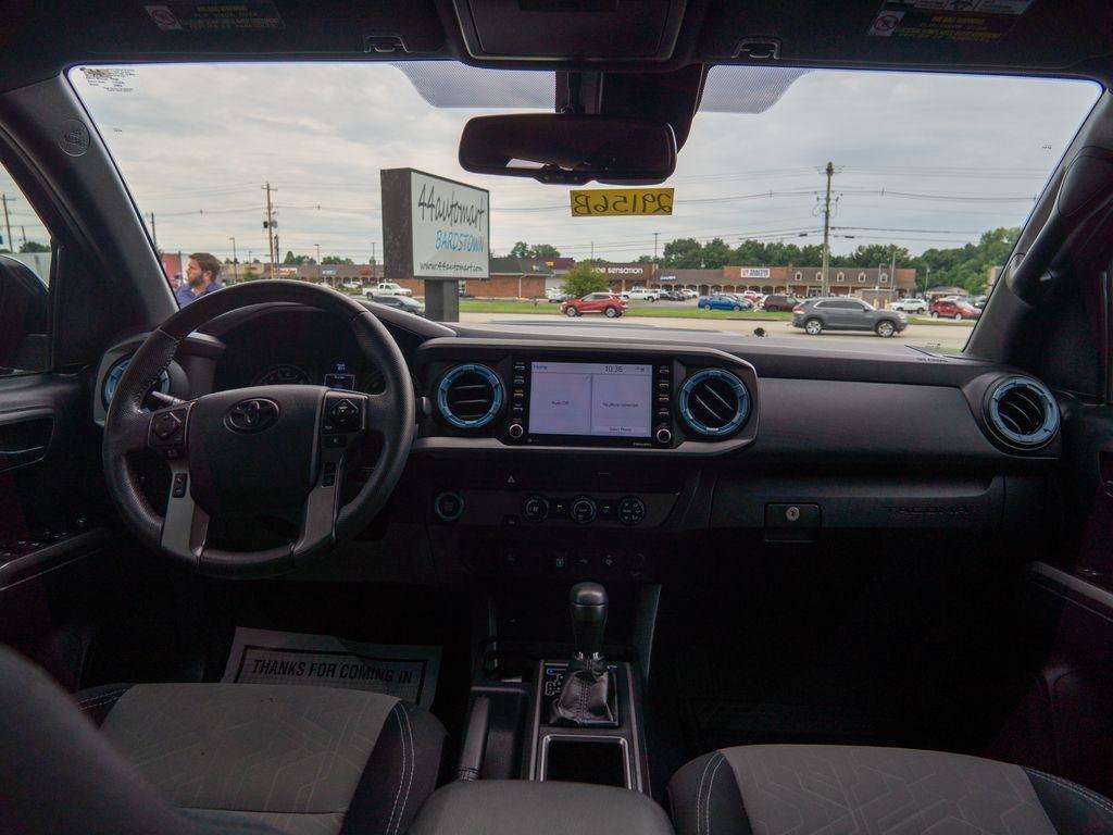 Used 2020 Toyota Tacoma TRD Sport RWD image 13