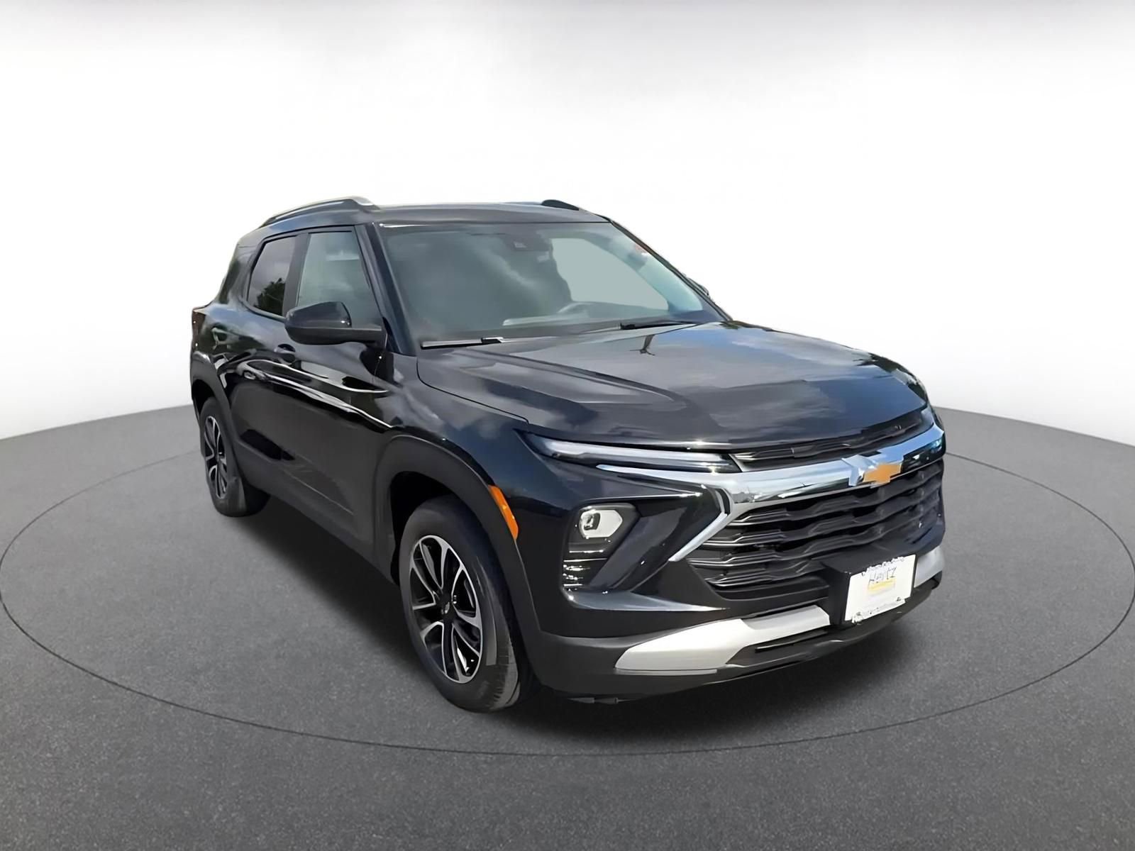 Used 2025 Chevrolet TrailBlazer LT FWD image 3