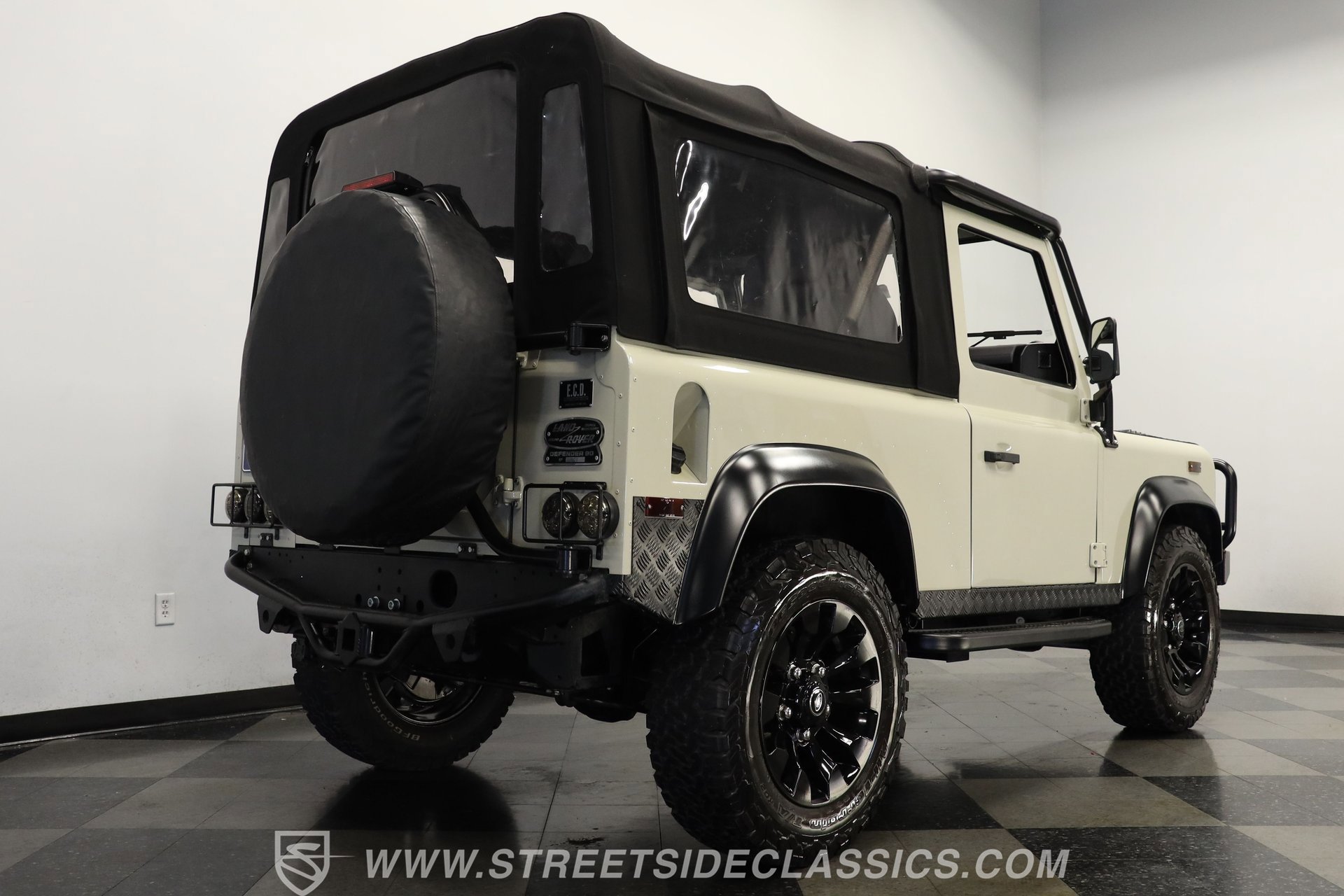 Used 1994 Land Rover Defender 90 AWD/4WD image 26