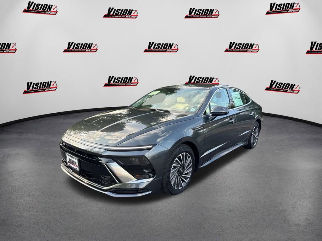 New 2025 Hyundai Sonata SEL image 1
