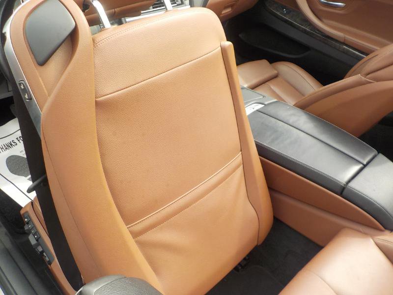 Used 2012 BMW 640i Convertible w/ Luxury Seating Pkg image 17