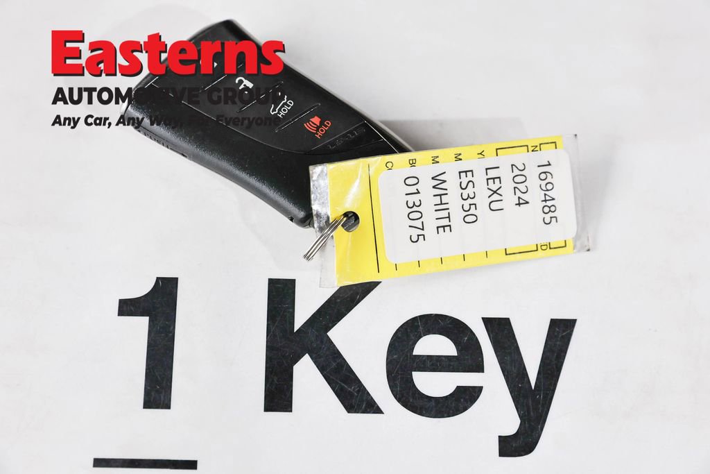 Used 2024 Lexus ES 250 w/ Premium Package image 27