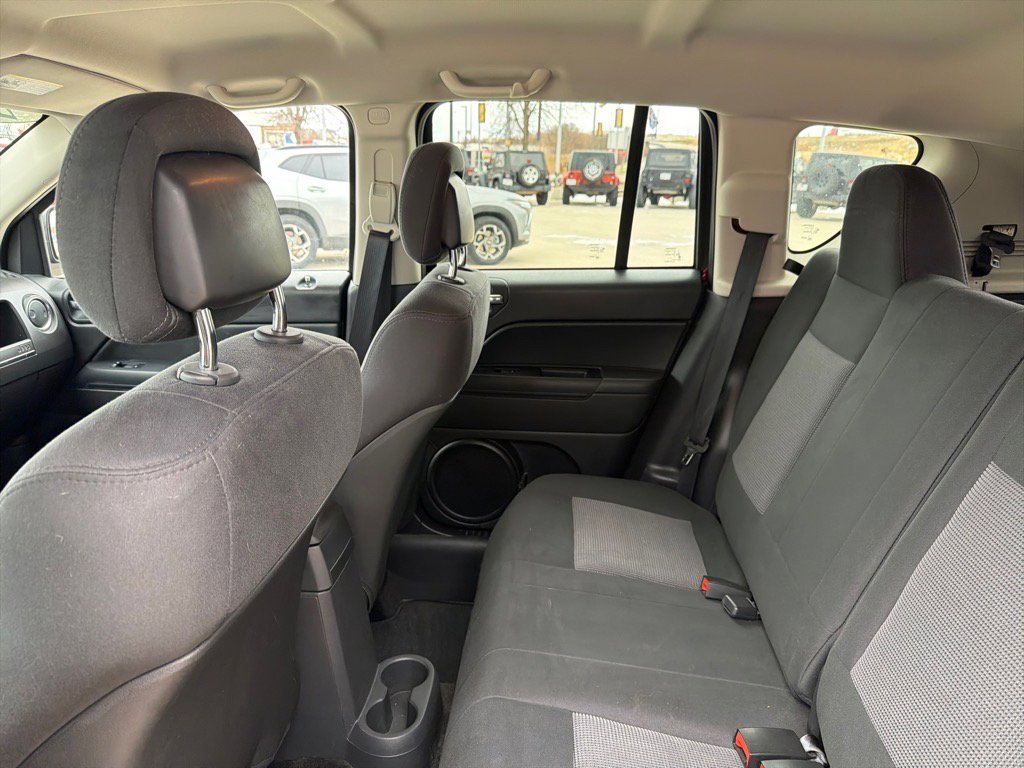 Used 2013 Jeep Compass Sport image 17