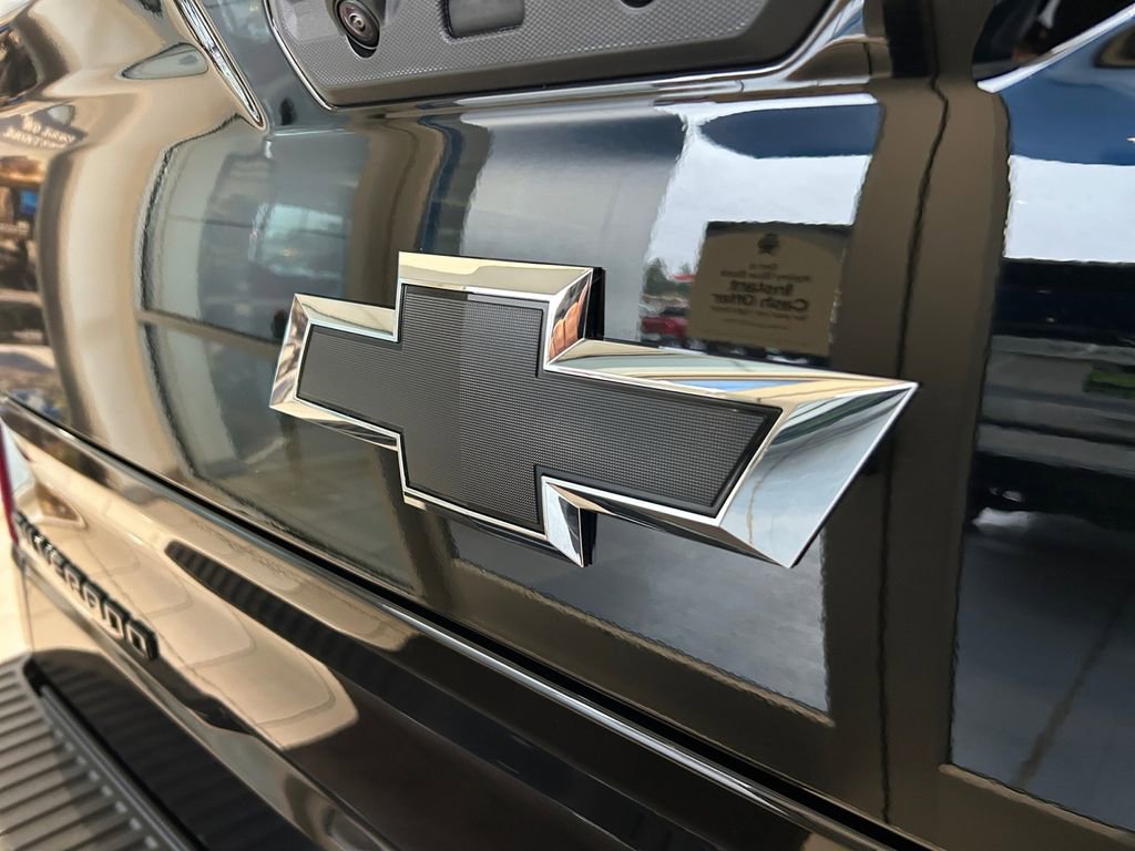 New 2026 Chevrolet Silverado 1500 High Country w/ Midnight Edition image 30