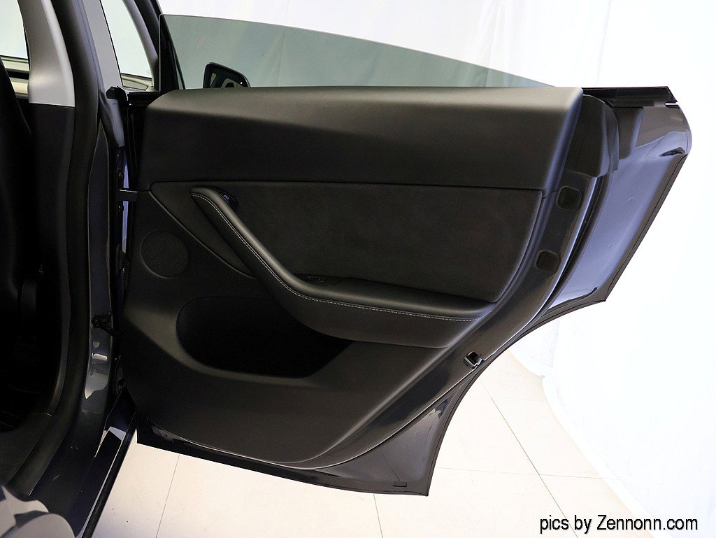 Used 2021 Tesla Model Y Performance AWD/4WD image 27