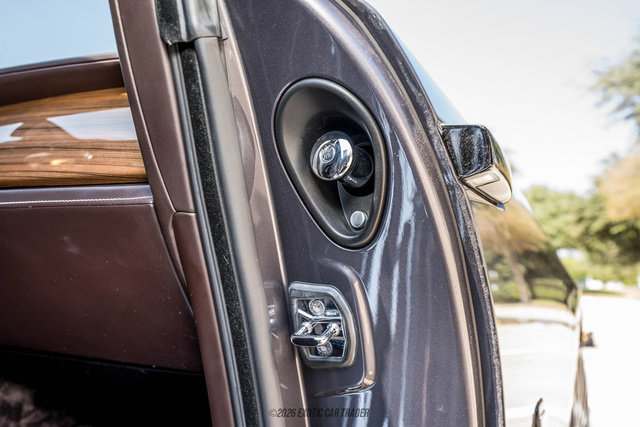Used 2016 Rolls-Royce Wraith RWD image 59