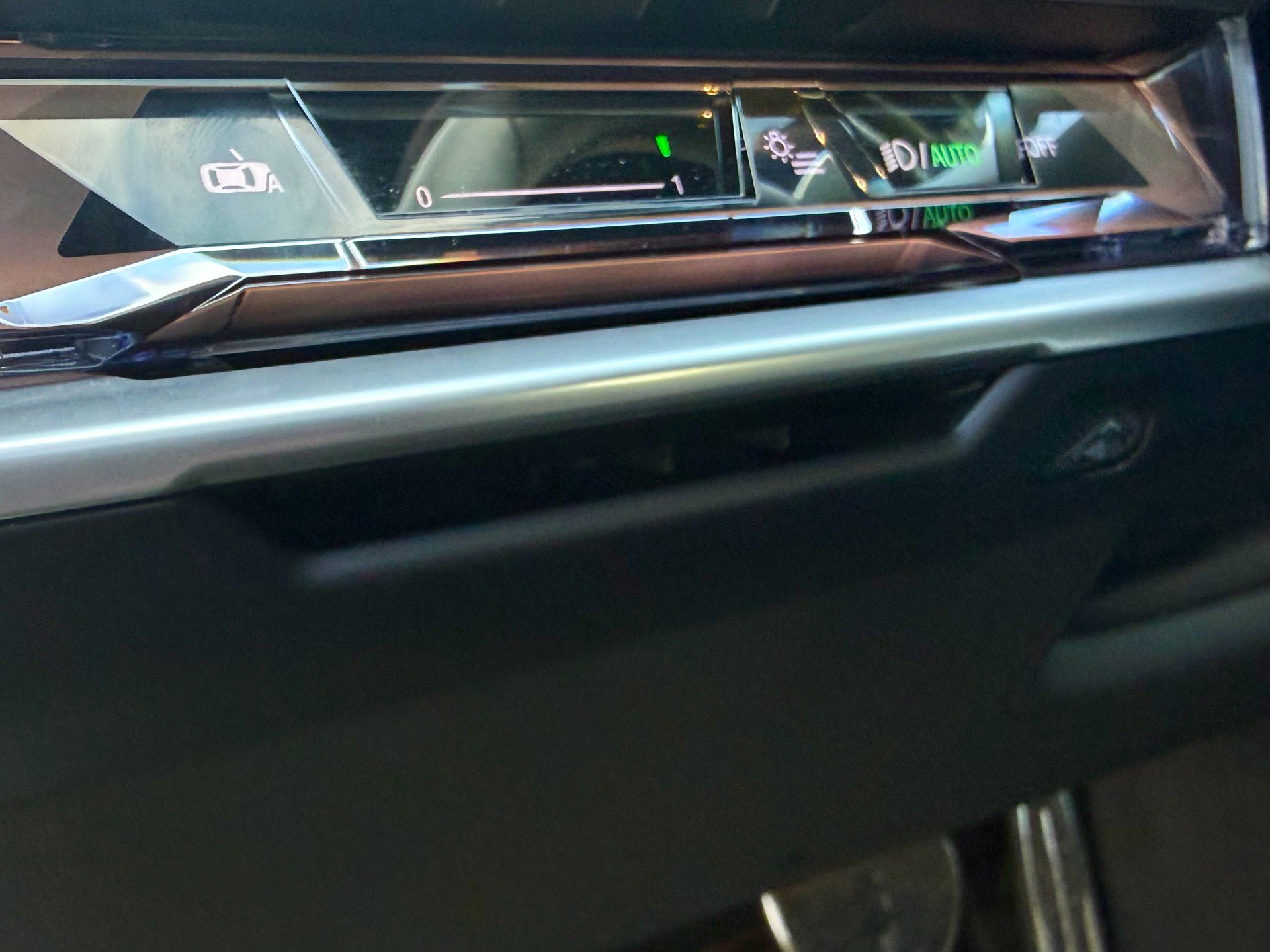 Used 2025 BMW 760i xDrive w/ Executive Package AWD/4WD image 27