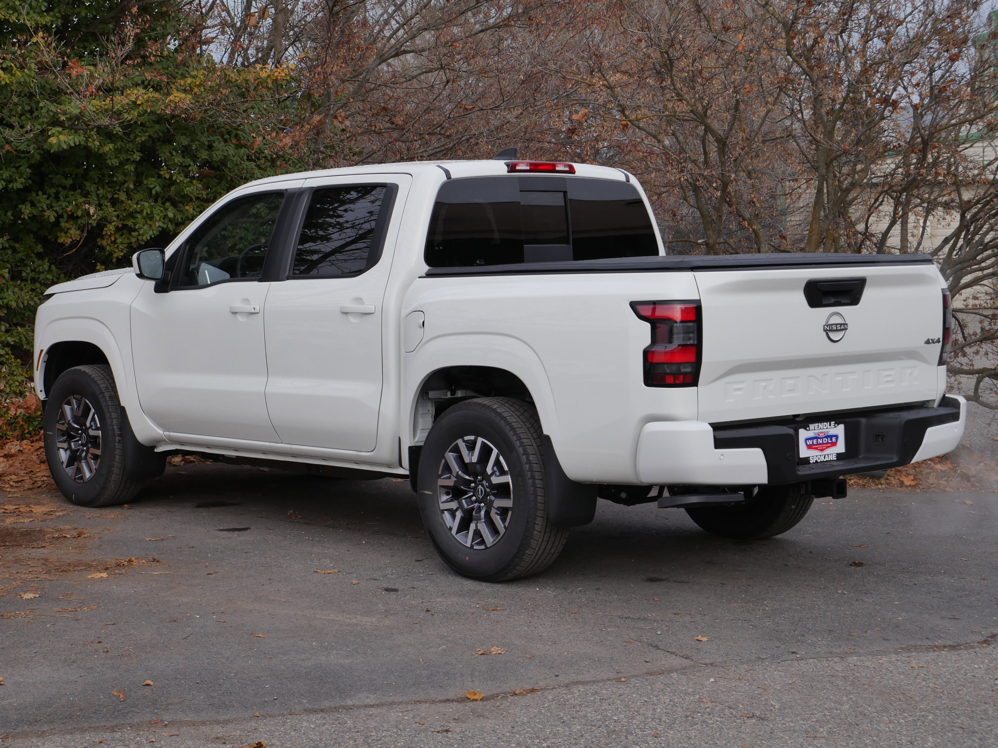 New 2026 Nissan Frontier SV w/ Tow Package AWD/4WD image 17