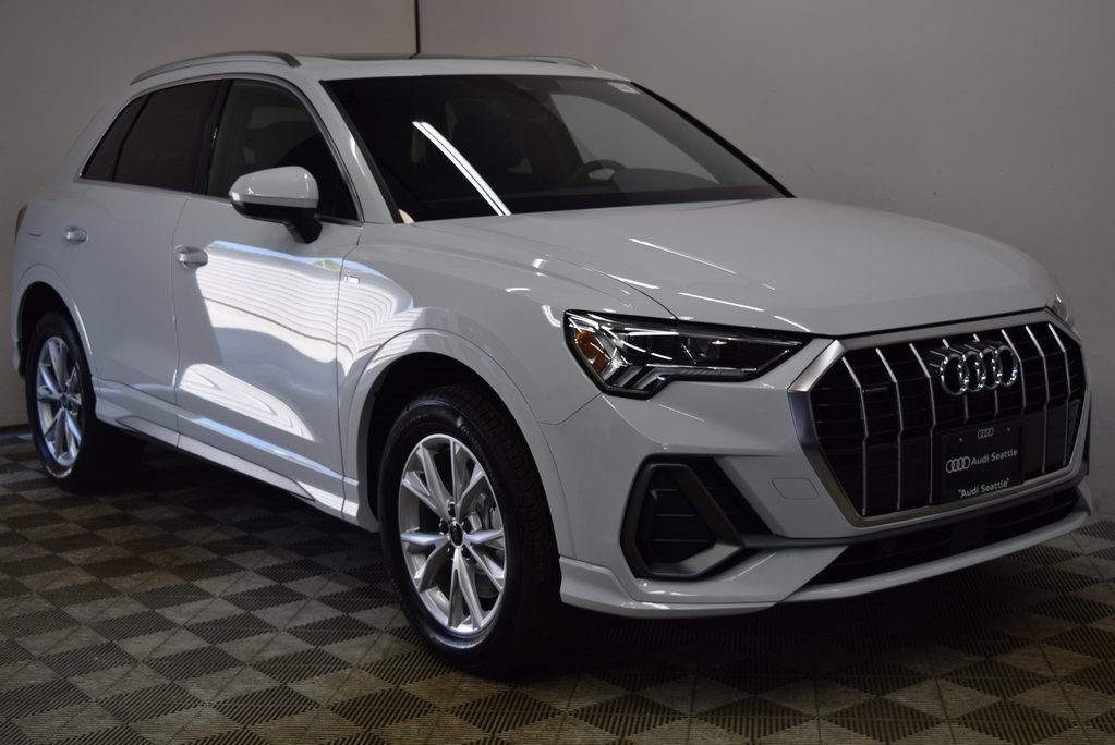 New 2025 Audi Q3 2.0T Premium Plus