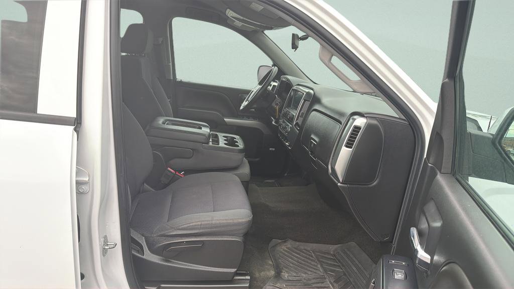 Used 2017 Chevrolet Silverado 1500 LT w/ All Star Edition AWD/4WD image 34