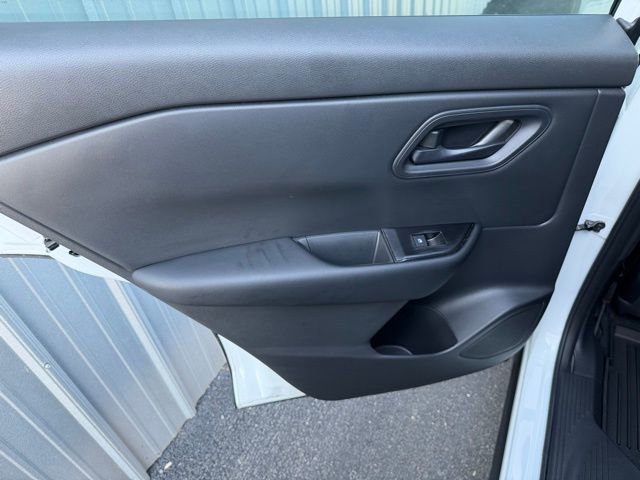 Certified 2025 Nissan Rogue S FWD image 27