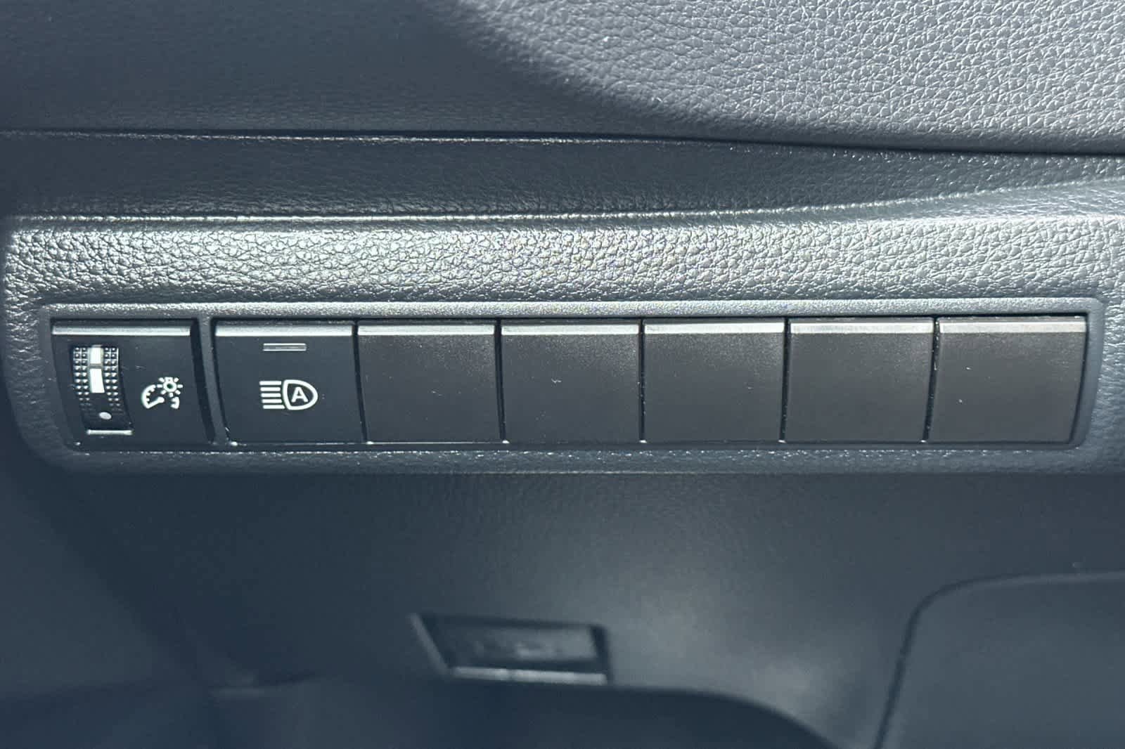 Used 2024 Toyota Corolla LE FWD image 28