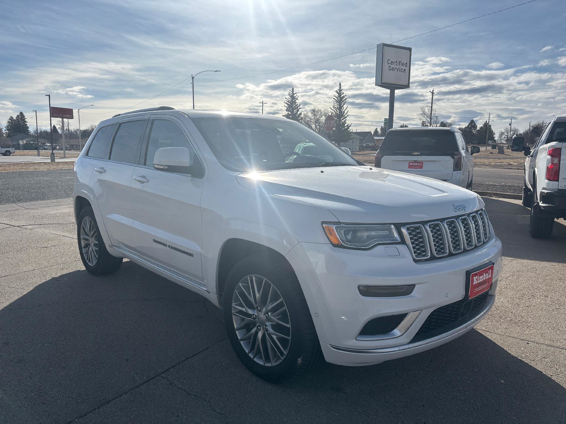 Used 2017 Jeep Grand Cherokee Summit AWD/4WD image 11