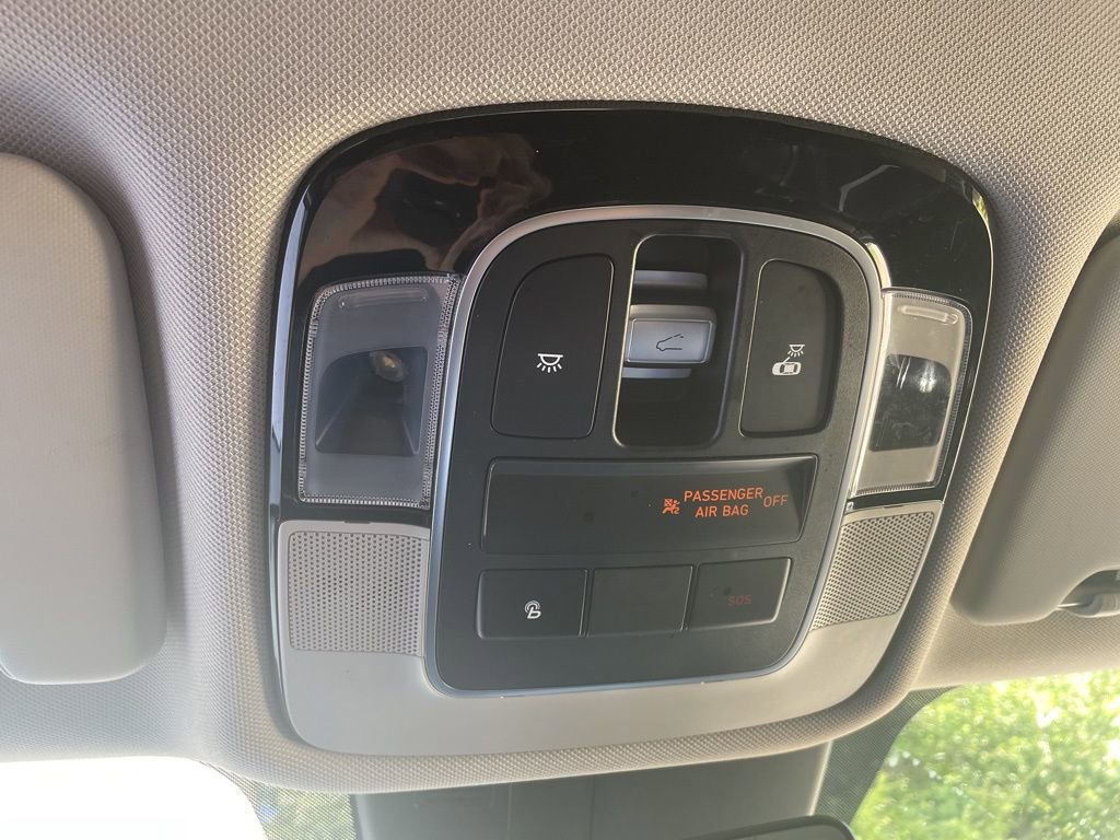 Used 2022 Hyundai Tucson Limited w/ Winter Package image 20