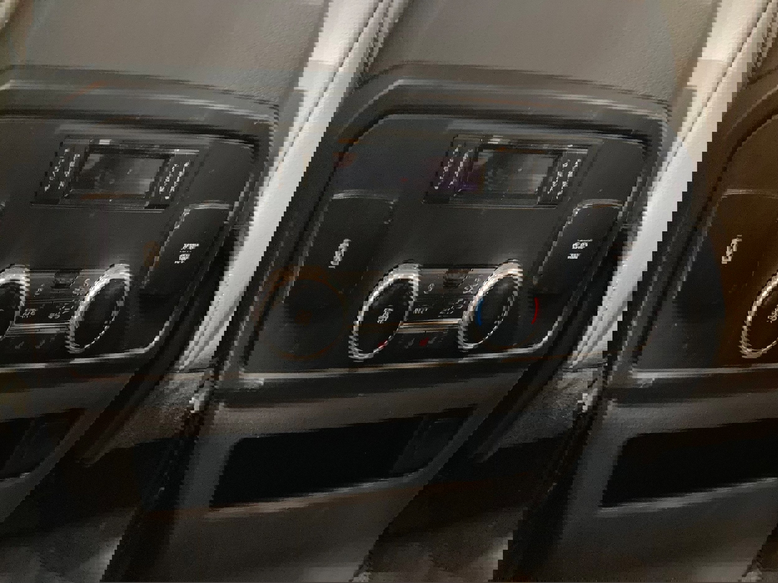 Used 2019 Ford Expedition Limited w/ Equipment Group 301A image 24