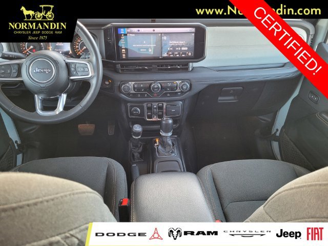 Certified 2024 Jeep Wrangler Unlimited Sahara AWD/4WD image 6