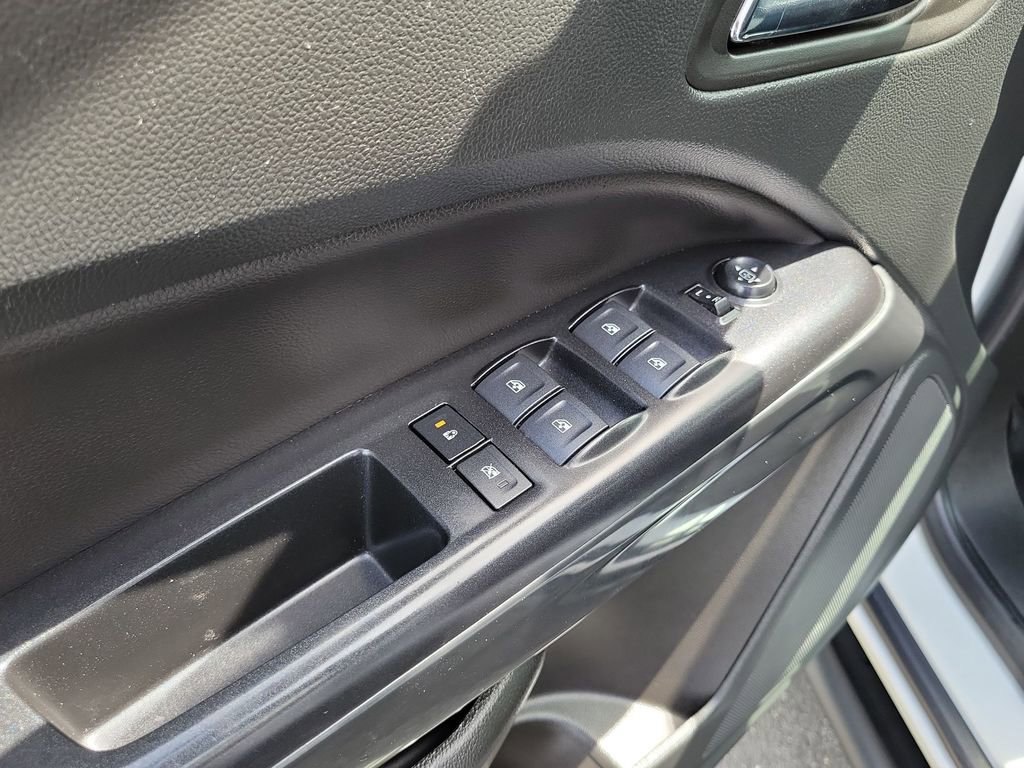 Used 2022 GMC Canyon AT4 image 21