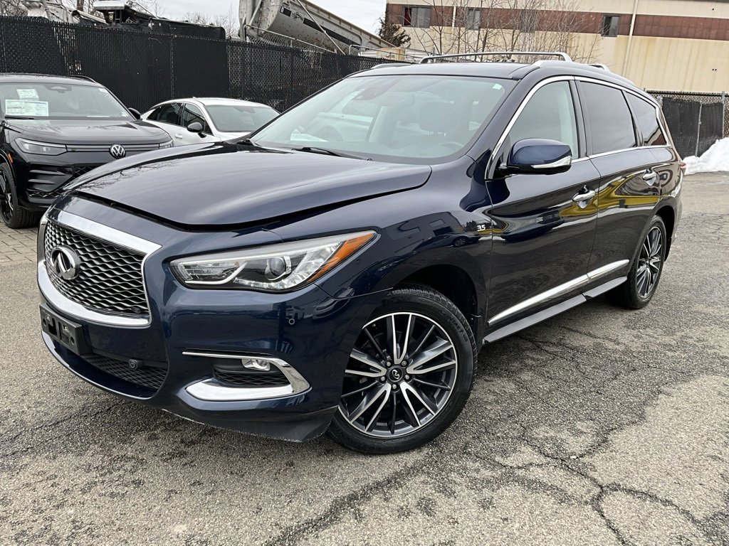 Used 2018 INFINITI QX60 Luxe w/ Deluxe Technology Package