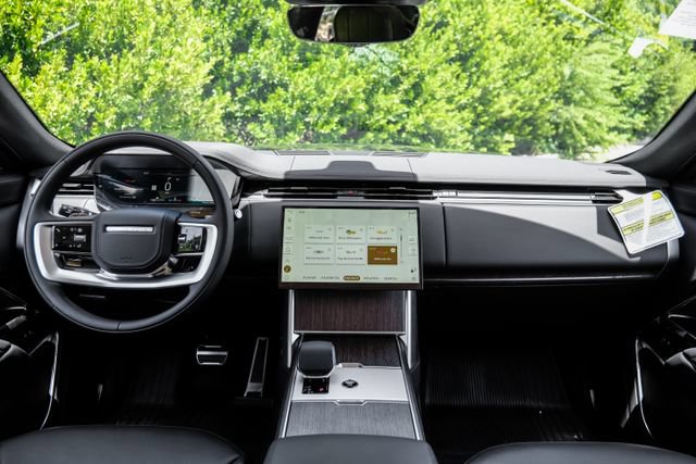 New 2026 Land Rover Range Rover SE AWD/4WD image 16