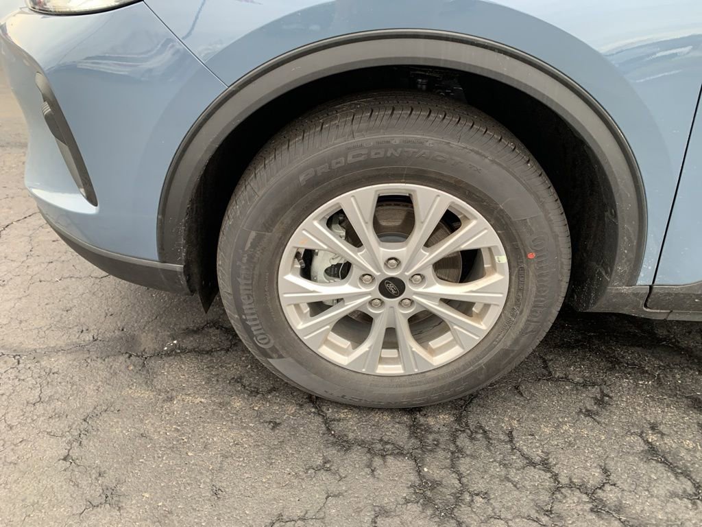 New 2026 Ford Escape Active w/ Cold Weather Package image 9