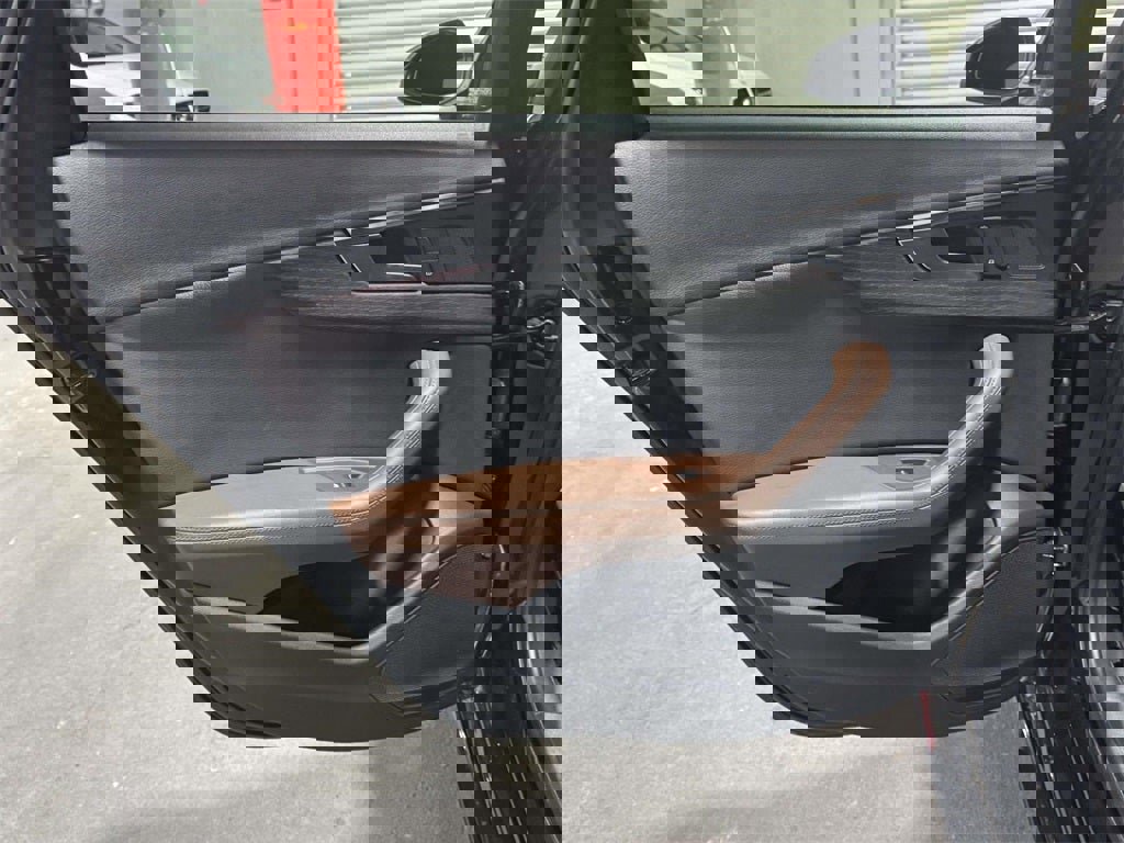 Used 2019 Audi A4 2.0T Premium Plus w/ Premium Plus Package image 9