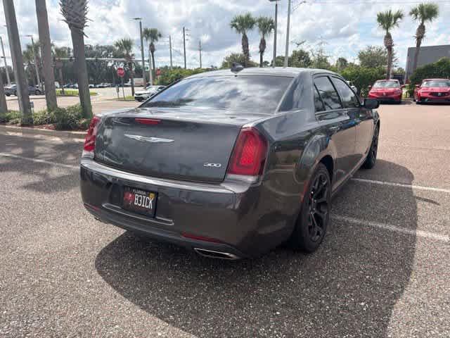 Used 2019 Chrysler 300 Touring w/ Sport Appearance Package RWD image 10