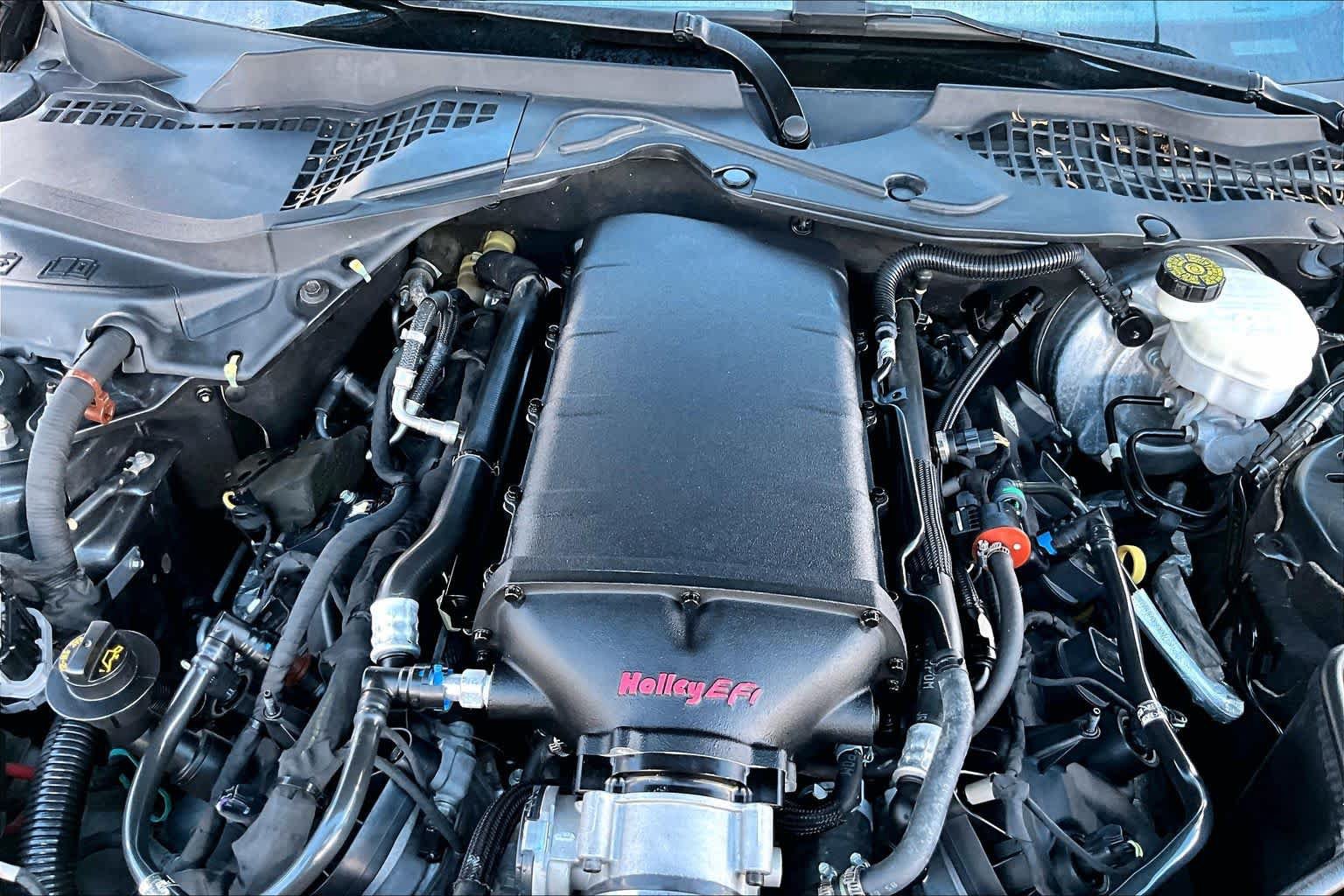 Used 2019 Ford Mustang GT Premium w/ Equipment Group 401A RWD image 32