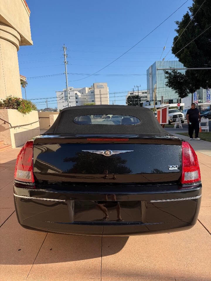 Used 2006 Chrysler 300 Touring image 6
