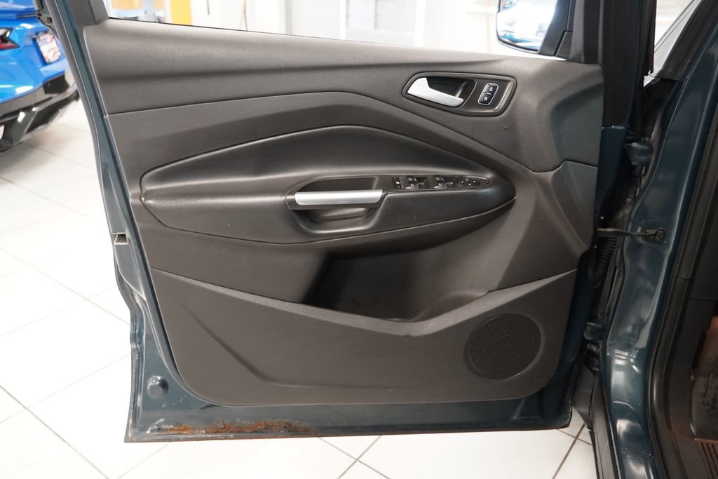 Used 2019 Ford Escape SE AWD/4WD image 16