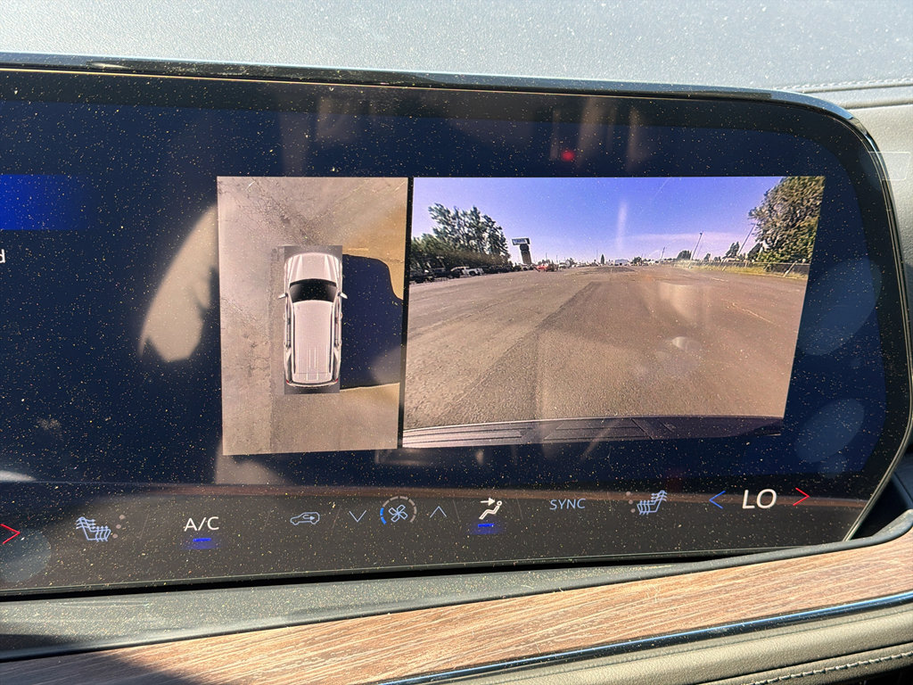 New 2026 Chevrolet Tahoe LT w/ Comfort Package AWD/4WD image 9
