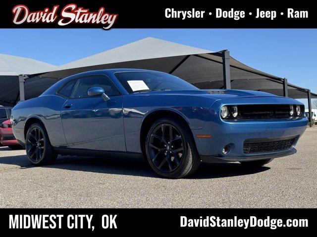 Used 2022 Dodge Challenger SXT w/ Blacktop Package image 1