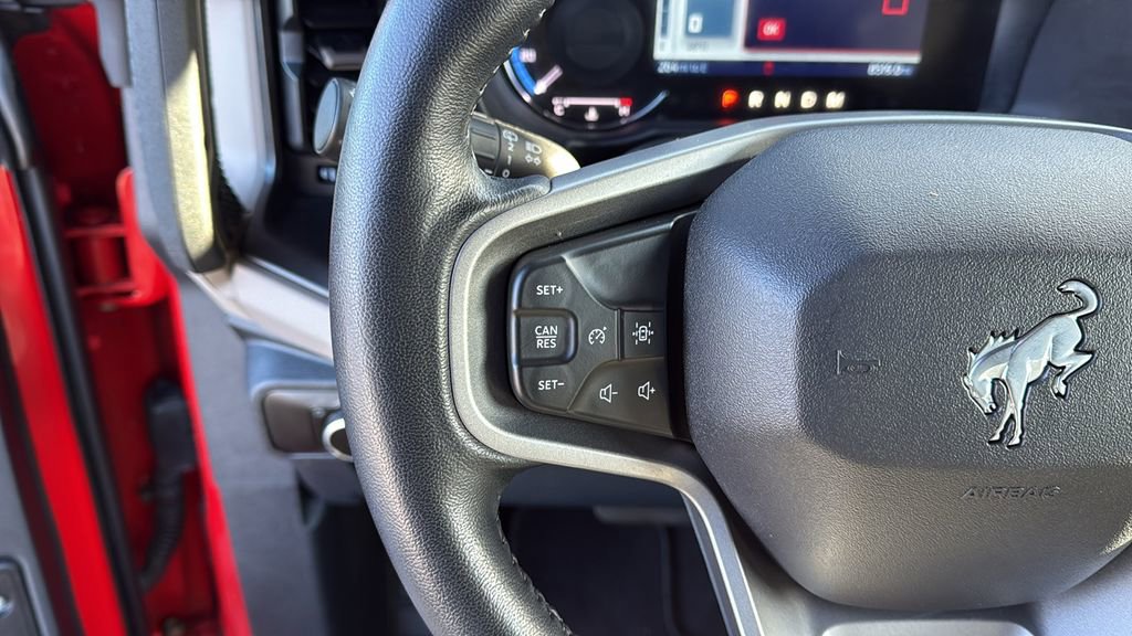 Used 2023 Ford Bronco Big Bend image 14